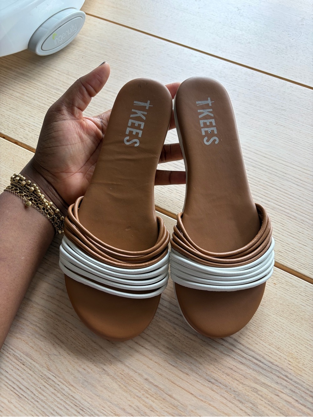TKEES Tan and White Striped Slide Mules - Picture 2 of 4